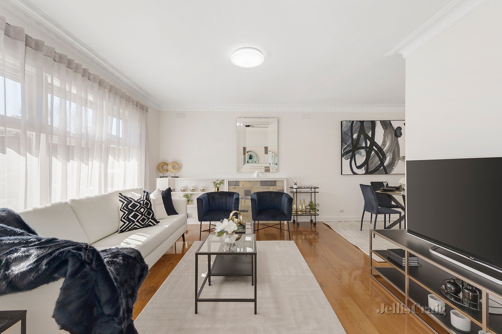 8/115 Wattle Valley Road, Camberwell image 2