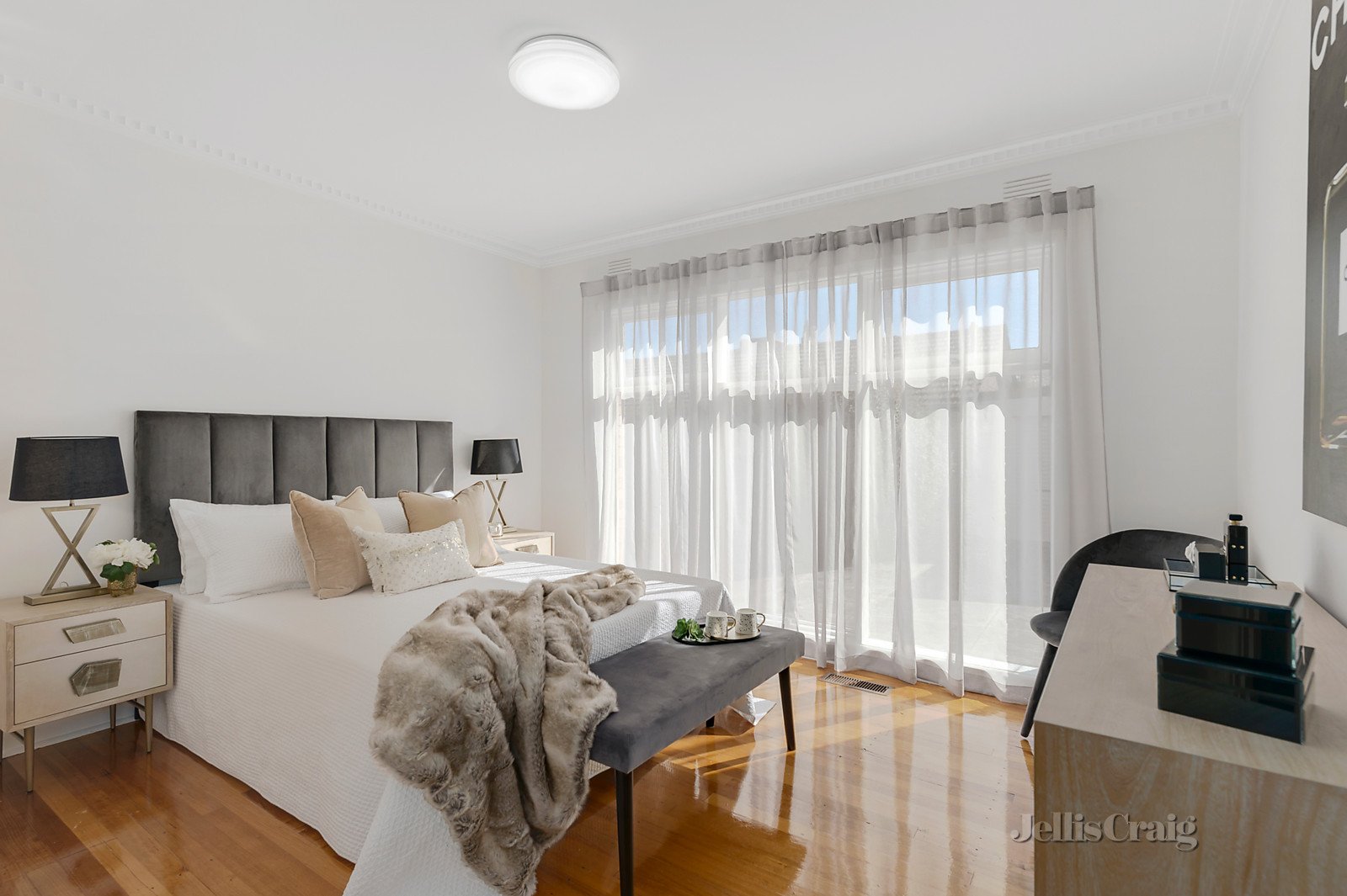 8/115 Wattle Valley Road, Camberwell image 5