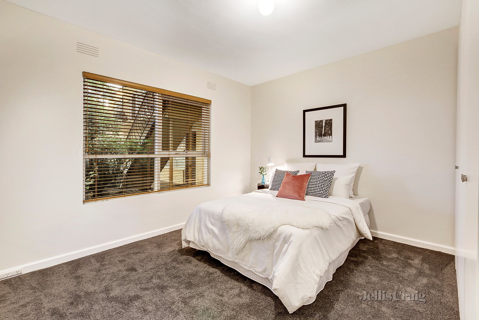 8/116 Arthurton Road, Northcote image 4