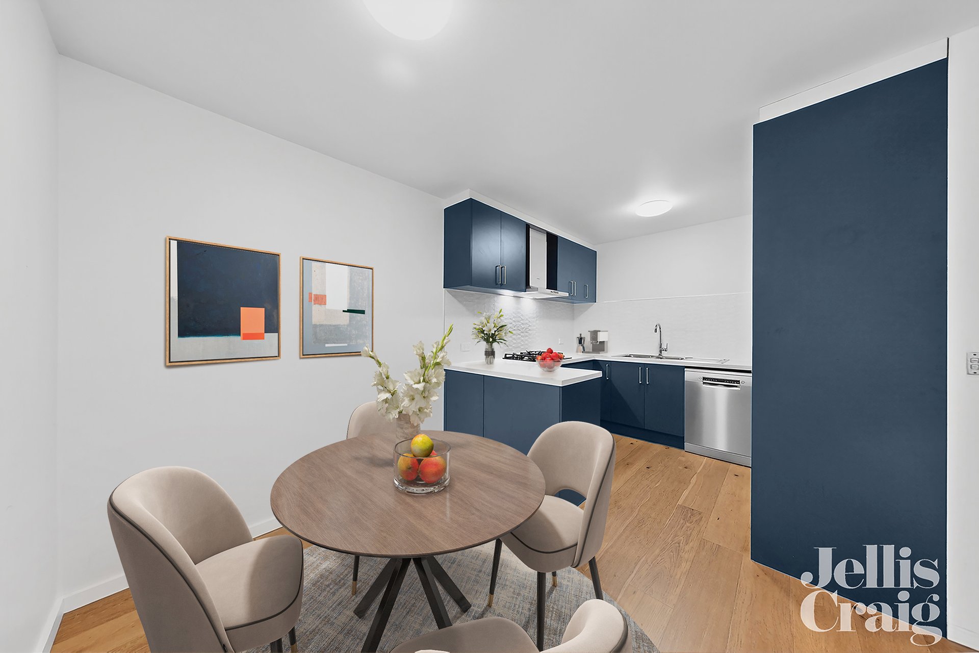 8/118 Waverley Road, Malvern East image 3