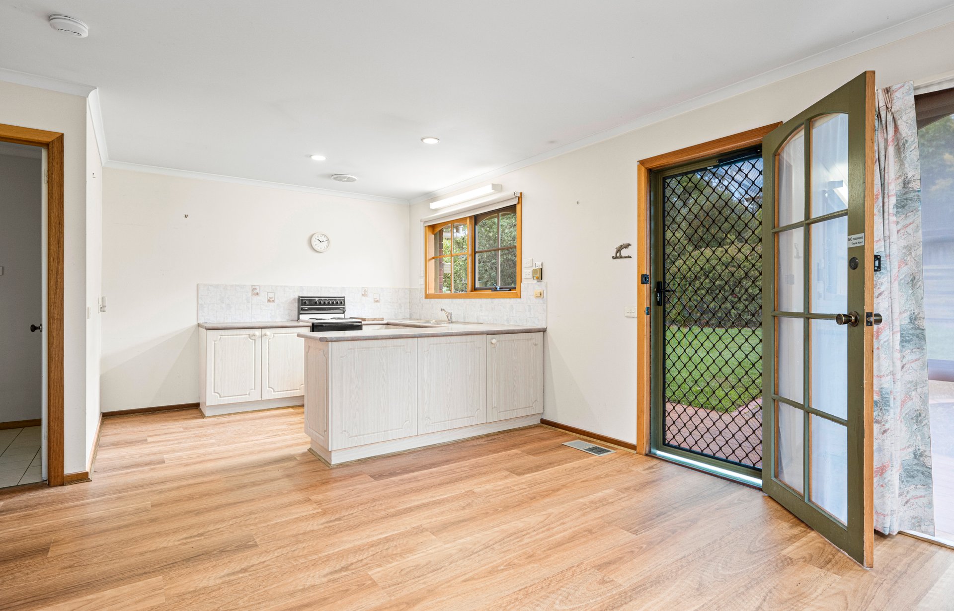 812 Mount Dandenong Road, Montrose image 3