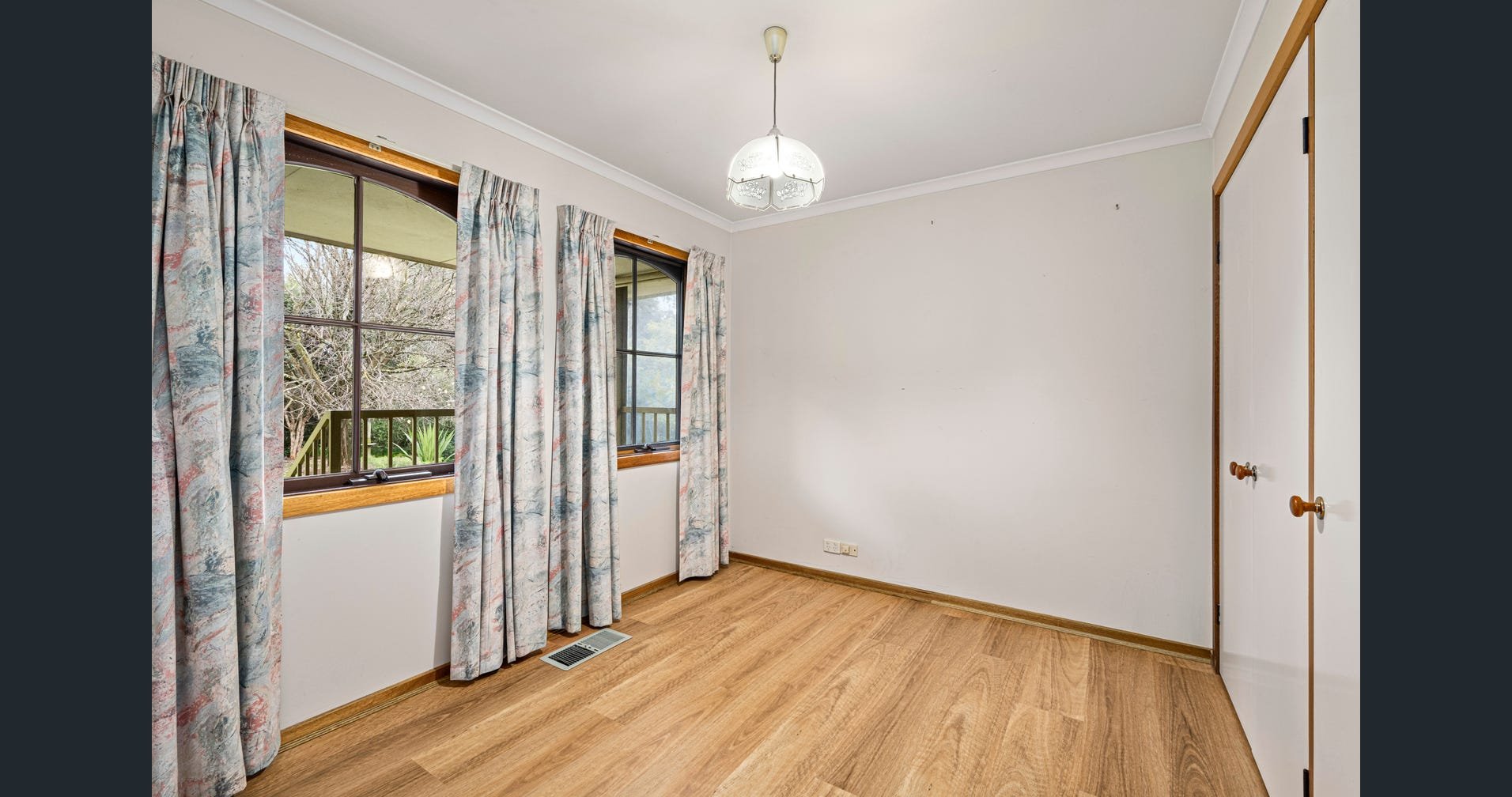 812 Mount Dandenong Road, Montrose image 5
