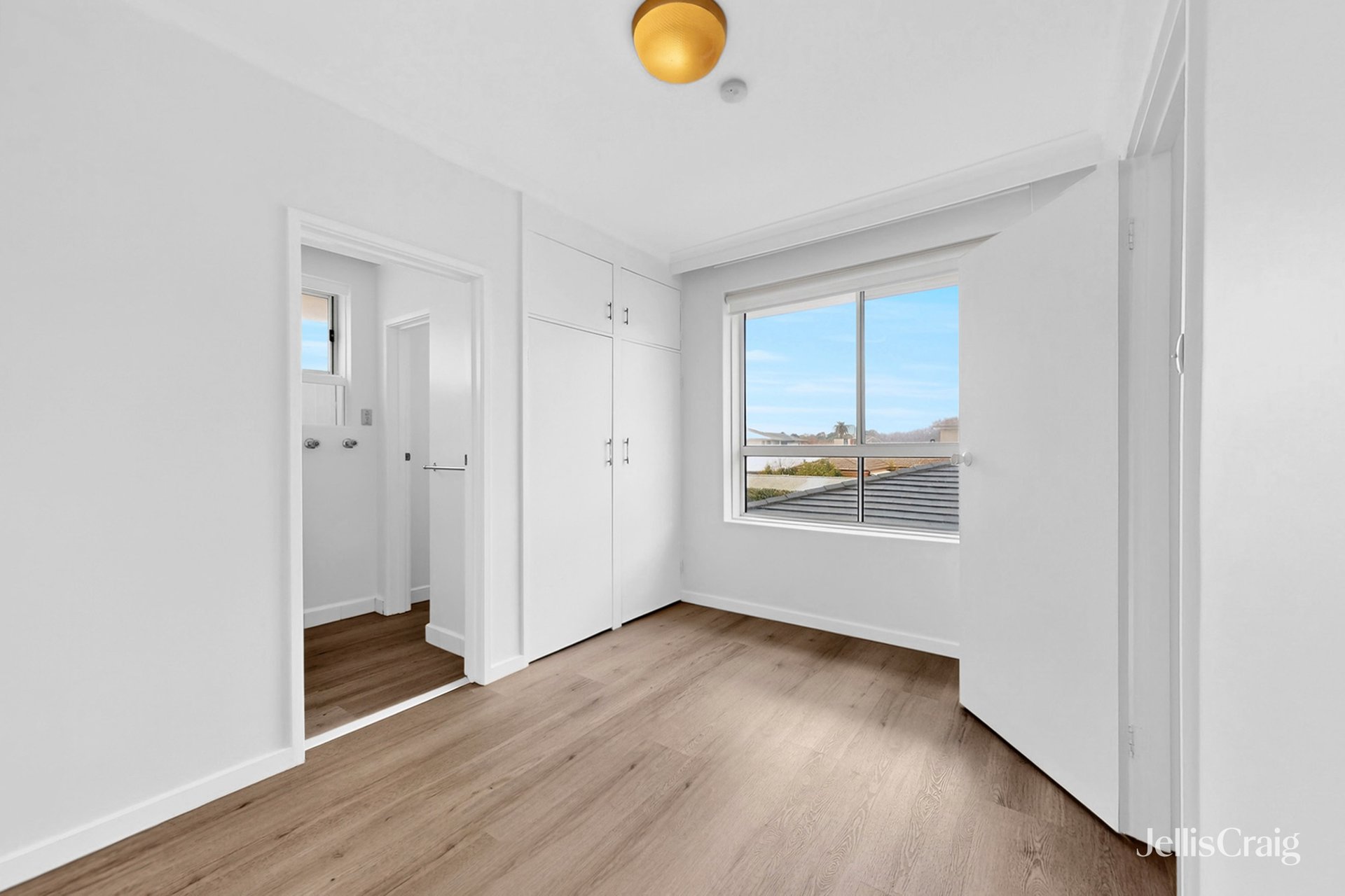8/12 Sydney Street, Murrumbeena image 10