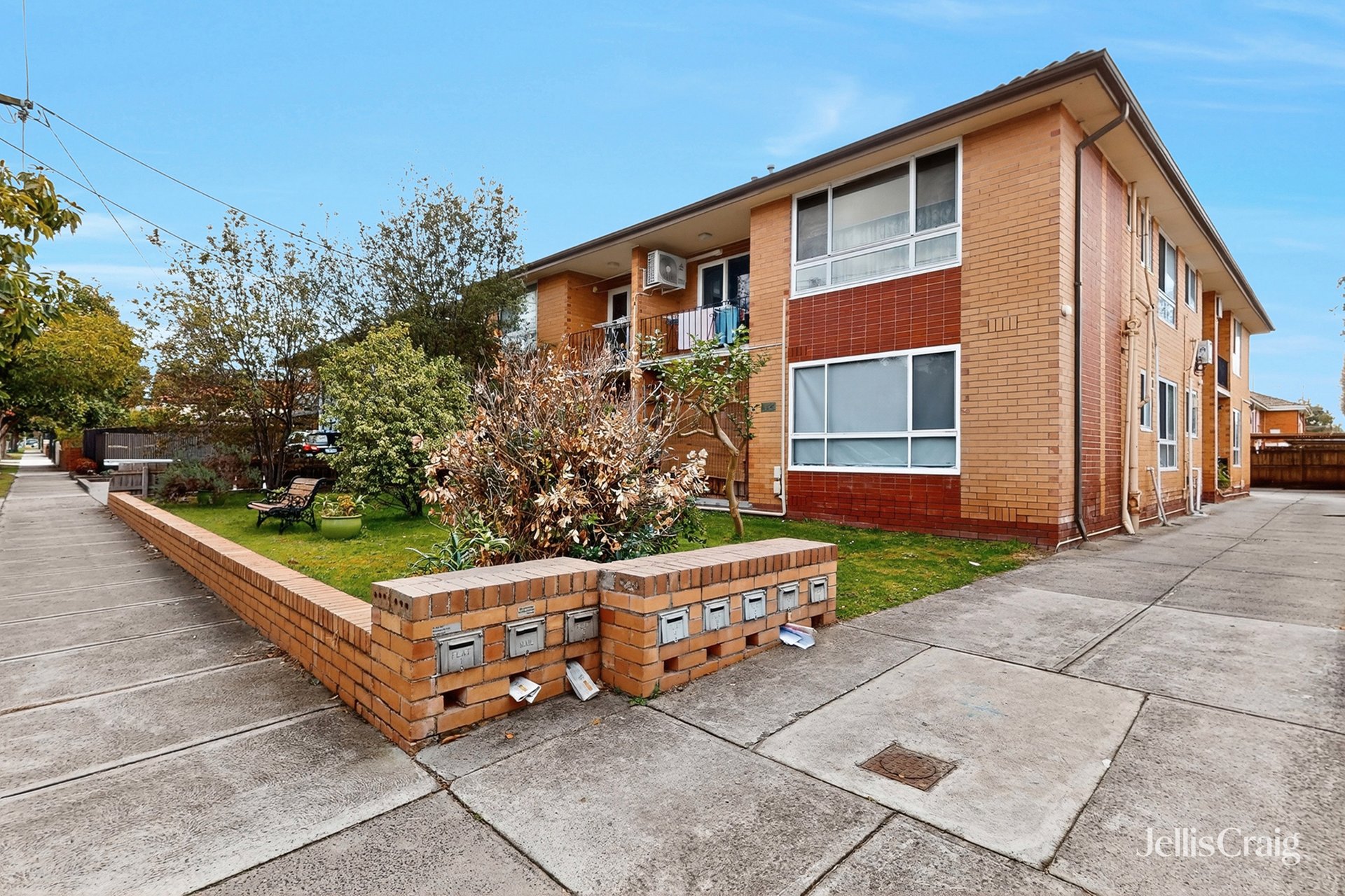8/12 Sydney Street, Murrumbeena image 2