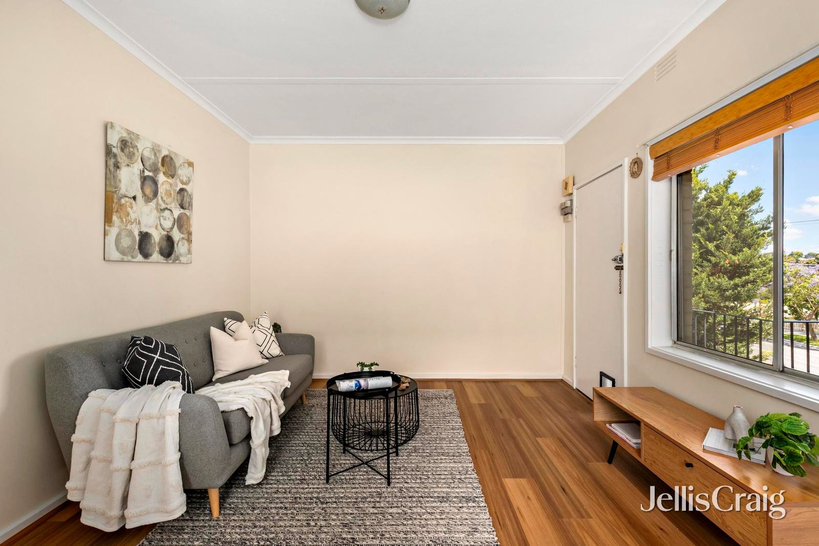 8/120 Primrose Street, Essendon image 2