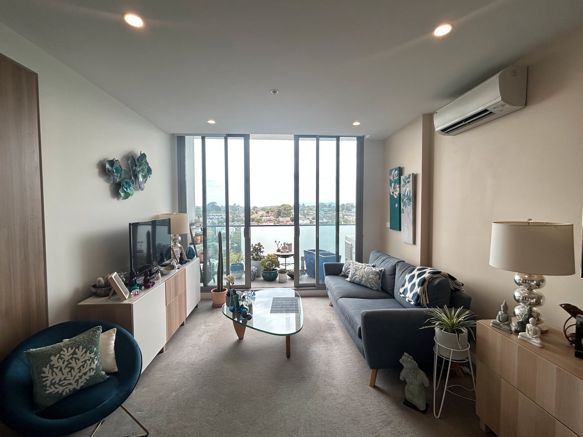 812/1 Grosvenor Street, Doncaster image 3