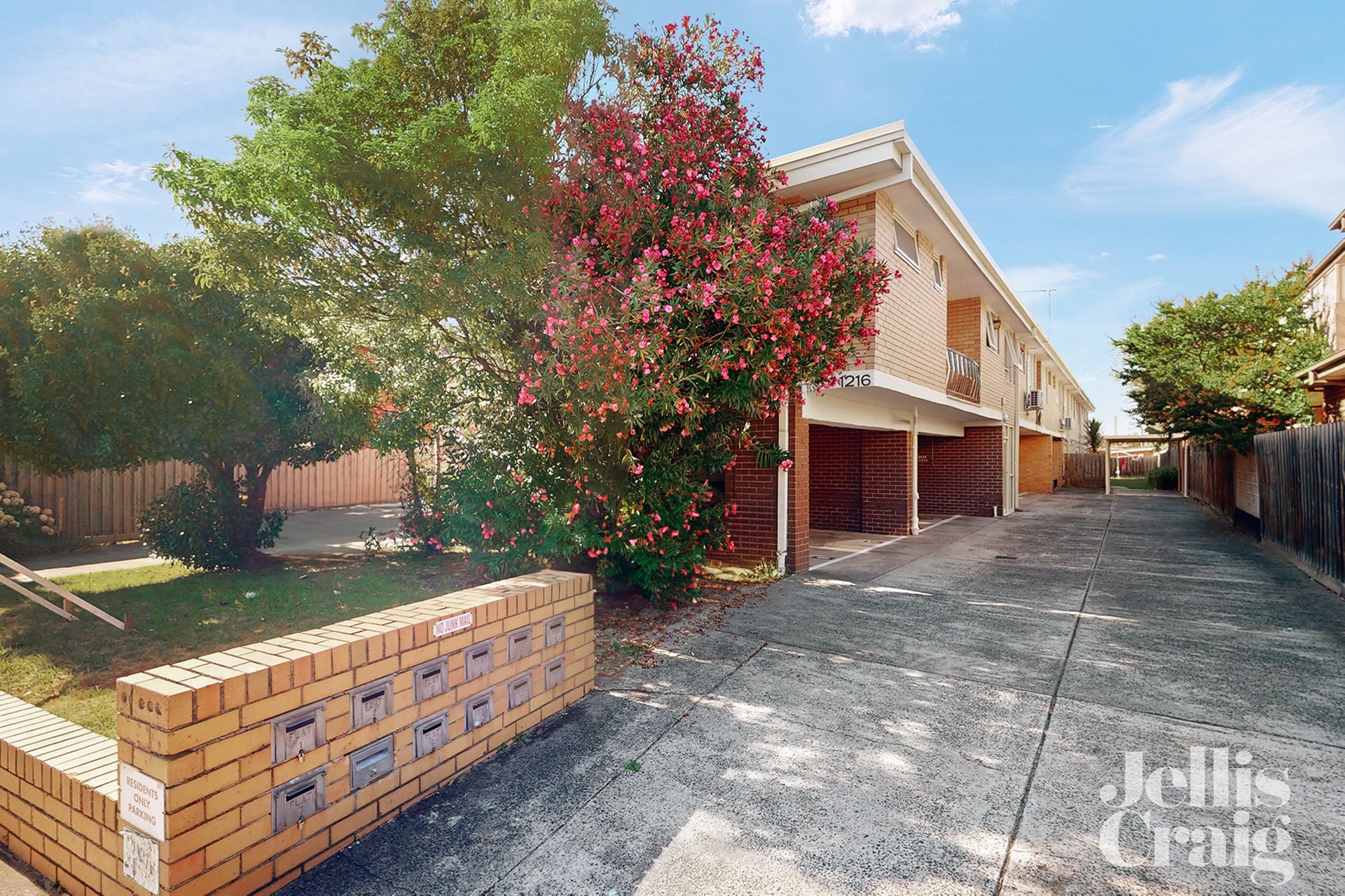 8/1216 Dandenong Road, Murrumbeena image 14