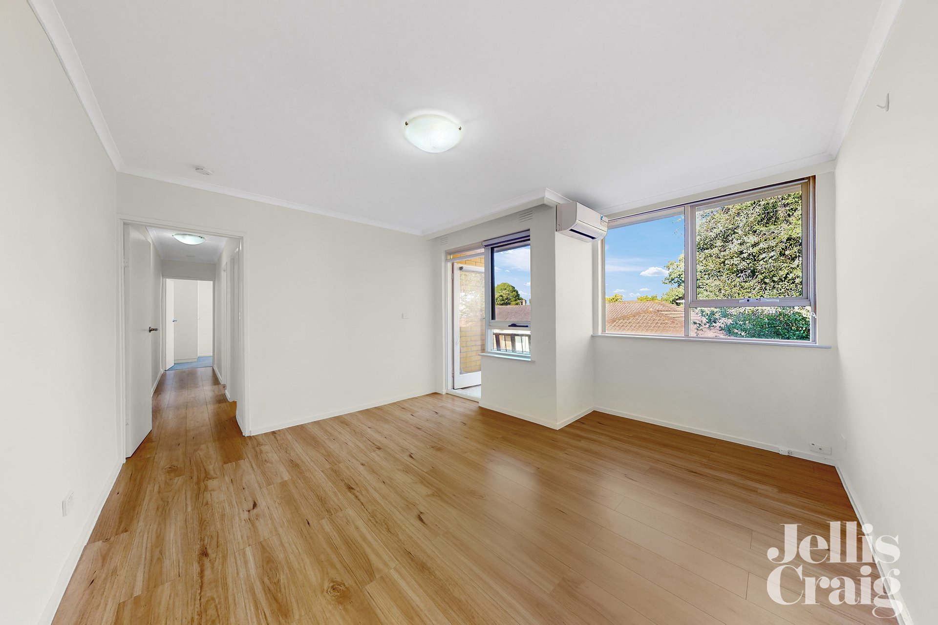 8/1216 Dandenong Road, Murrumbeena image 2