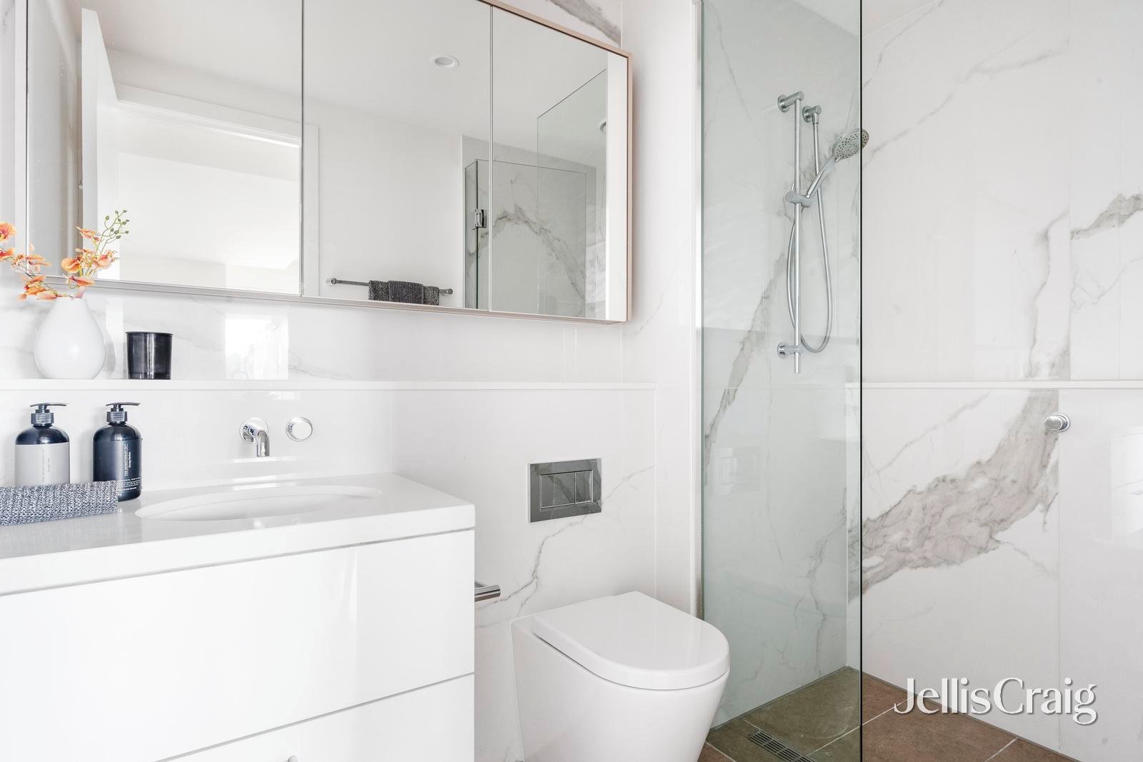 812/188 Macaulay Road, North Melbourne image 5