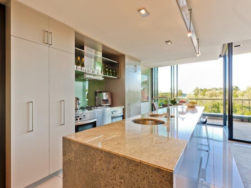 812/250 St Kilda Road, Southbank image 4
