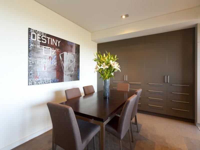 812/250 St Kilda Road, Southbank image 5