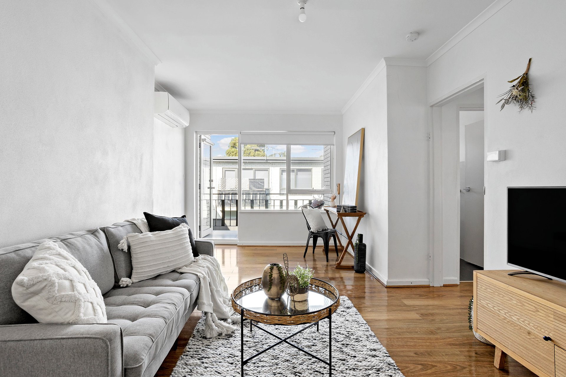 Property Gallery - Main Image