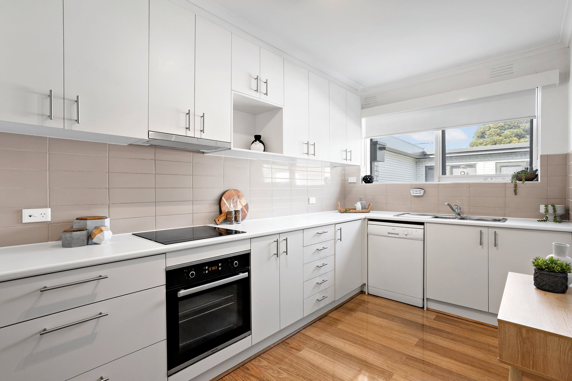 Property Gallery Thumbnail 5