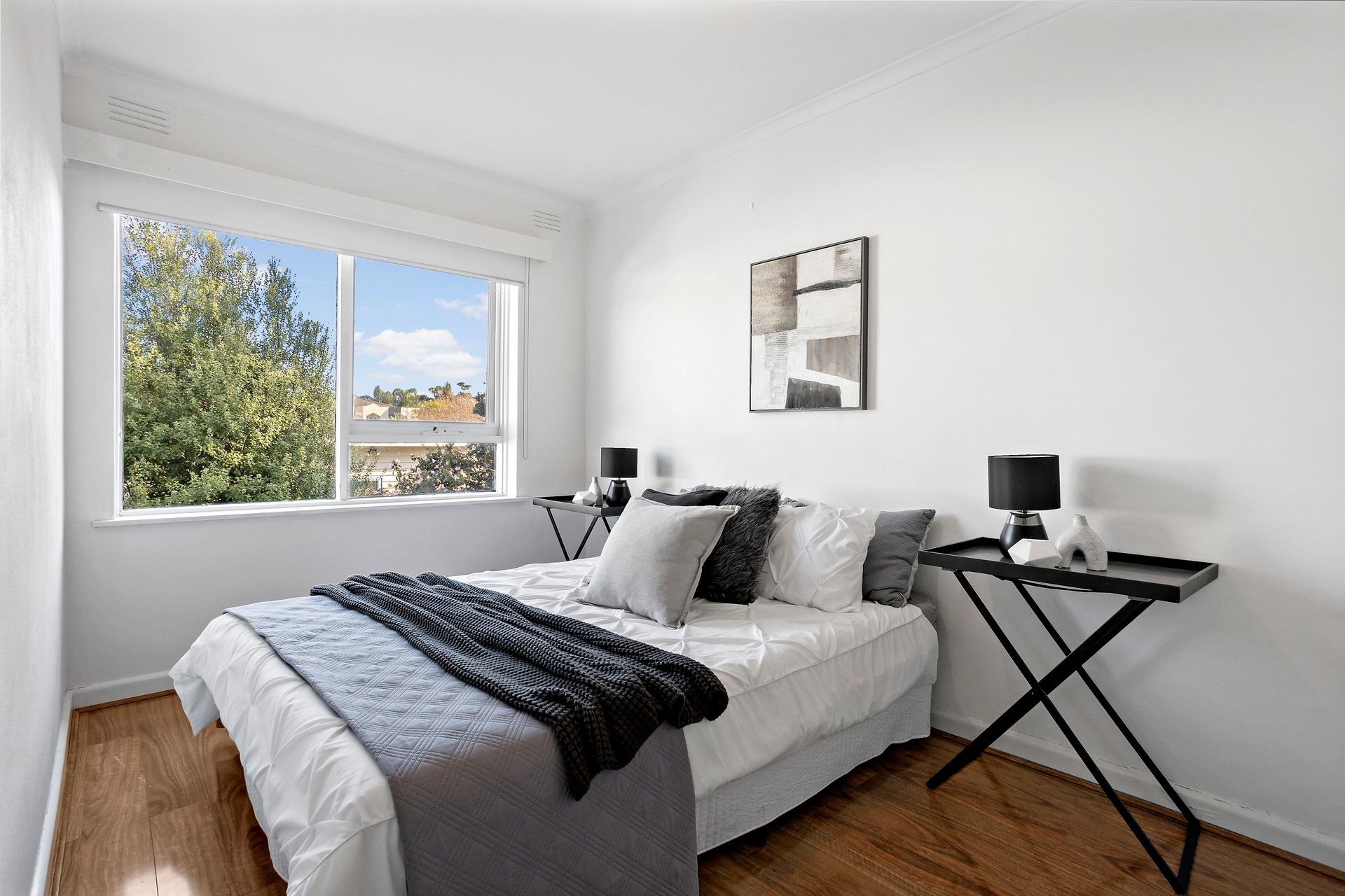 Property Gallery Thumbnail 6