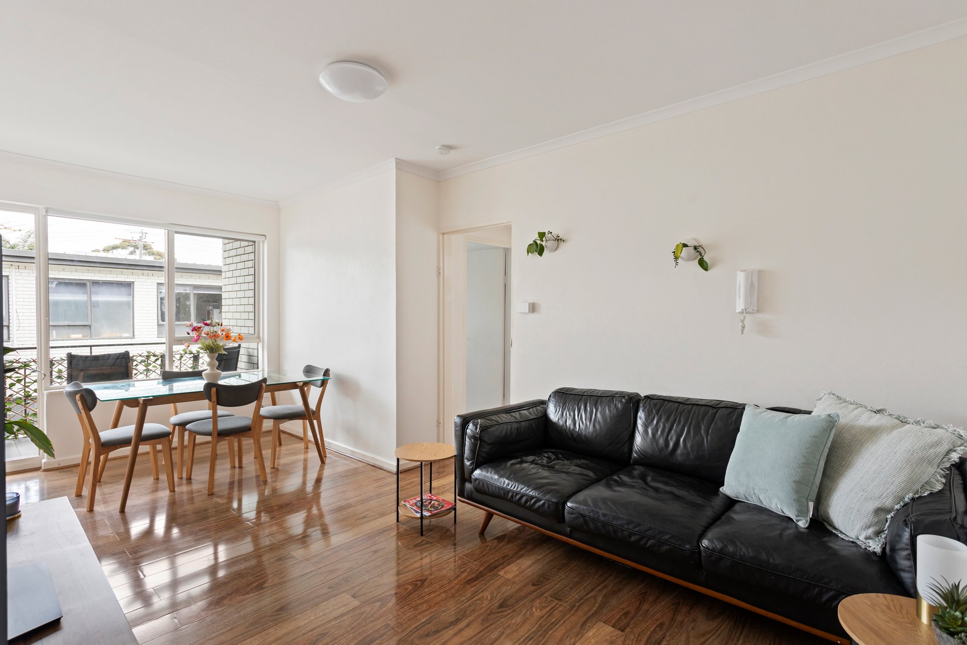Property Gallery - Main Image