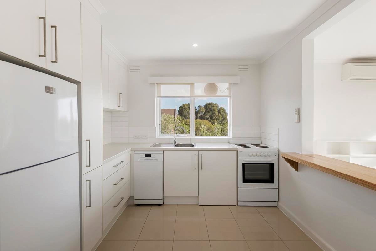 8/124a Barkers Road, Hawthorn image 2