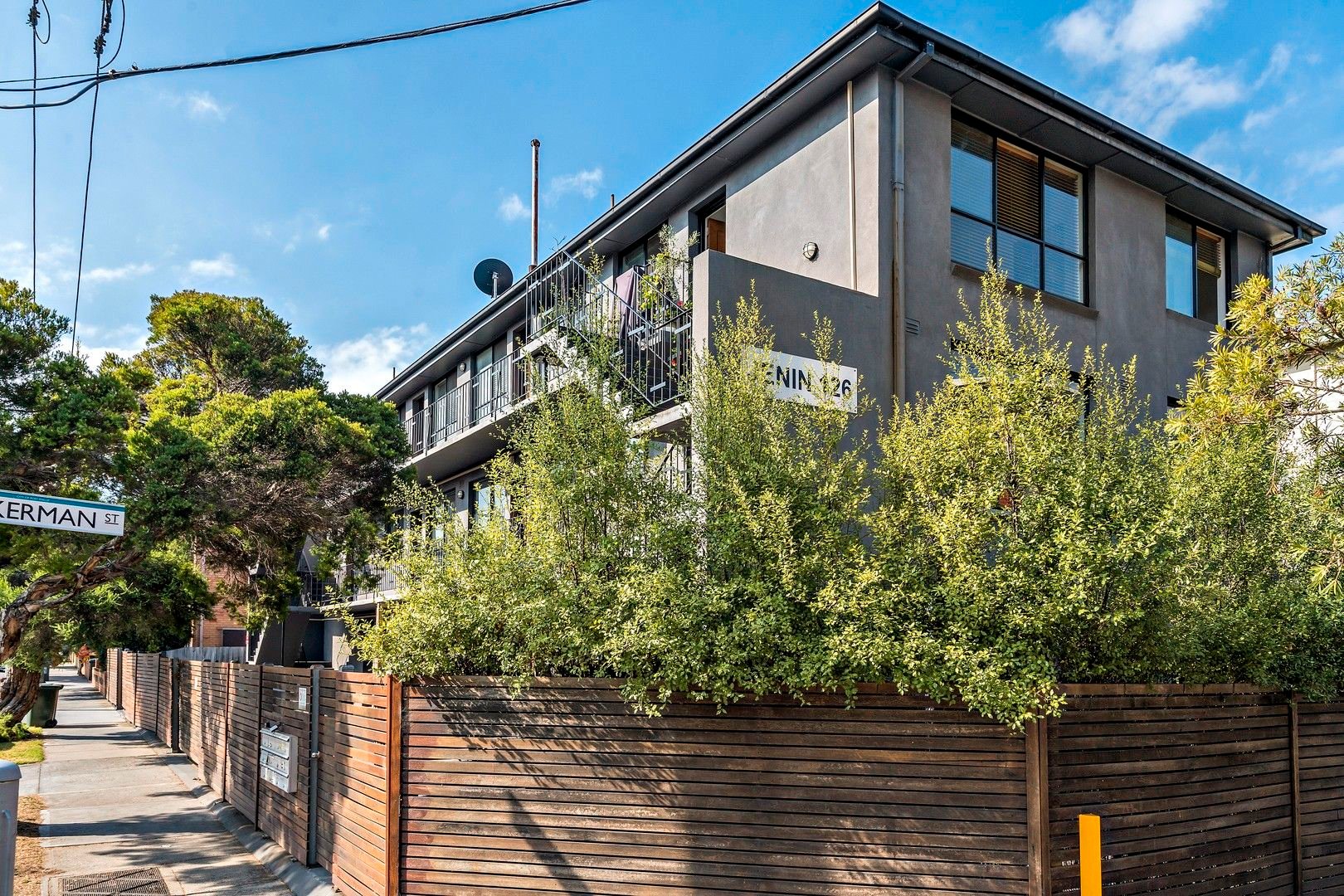 8 / 126 Inkerman Street  St Kilda