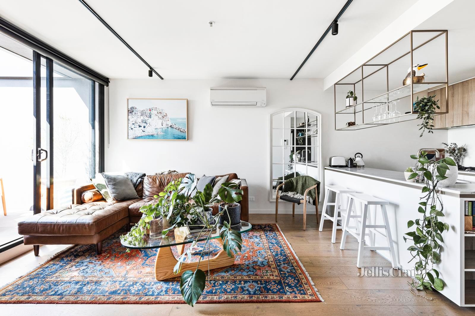 812/8 Lygon Street, Brunswick East image 1