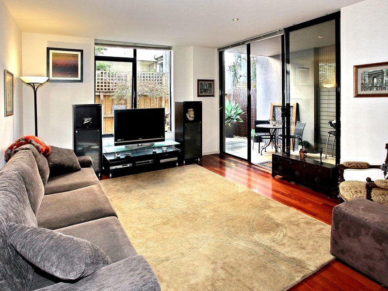 8/129-133 Ormond Esplanade, Elwood image 6