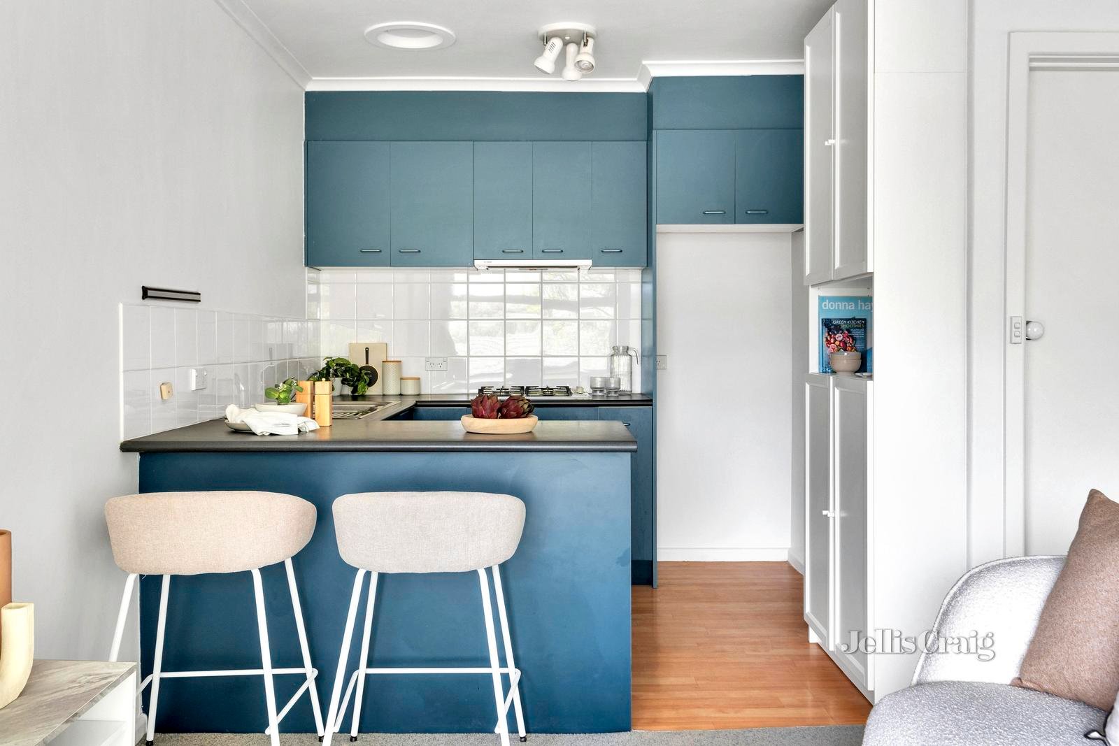 8/13 Alexander Street, Collingwood image 3