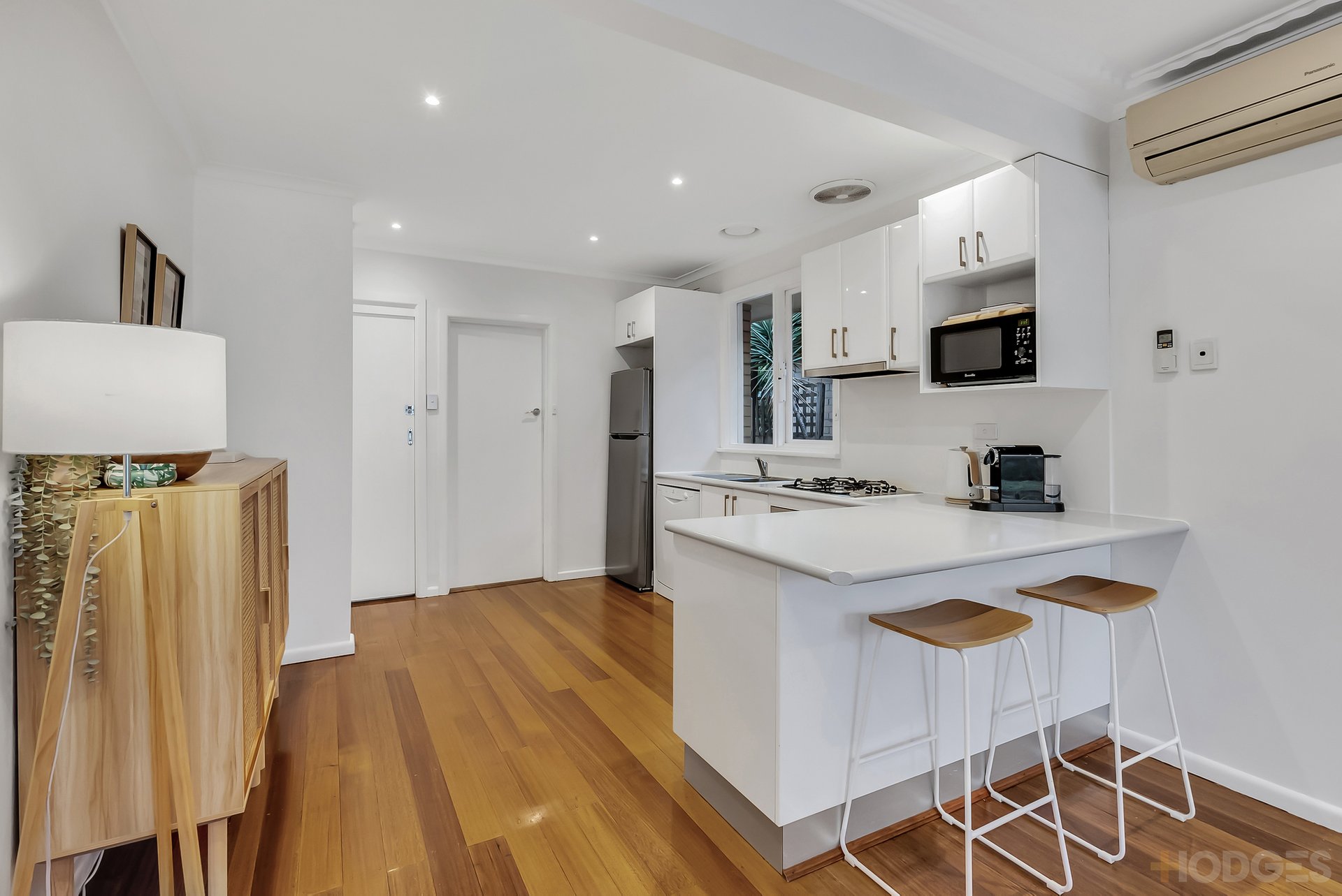 8 / 137 Beach Road Parkdale