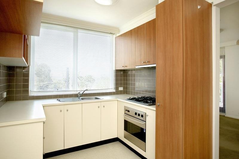 8/138 Church Street, Hawthorn image 4