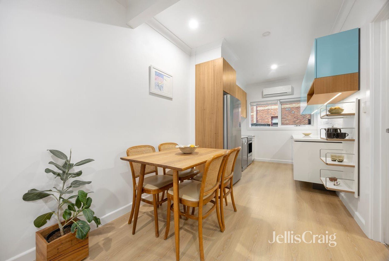 8/14 Caringa Street, Hadfield image 2