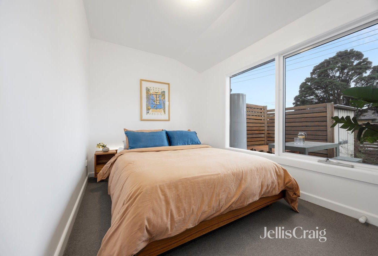 8/14 Caringa Street, Hadfield image 5