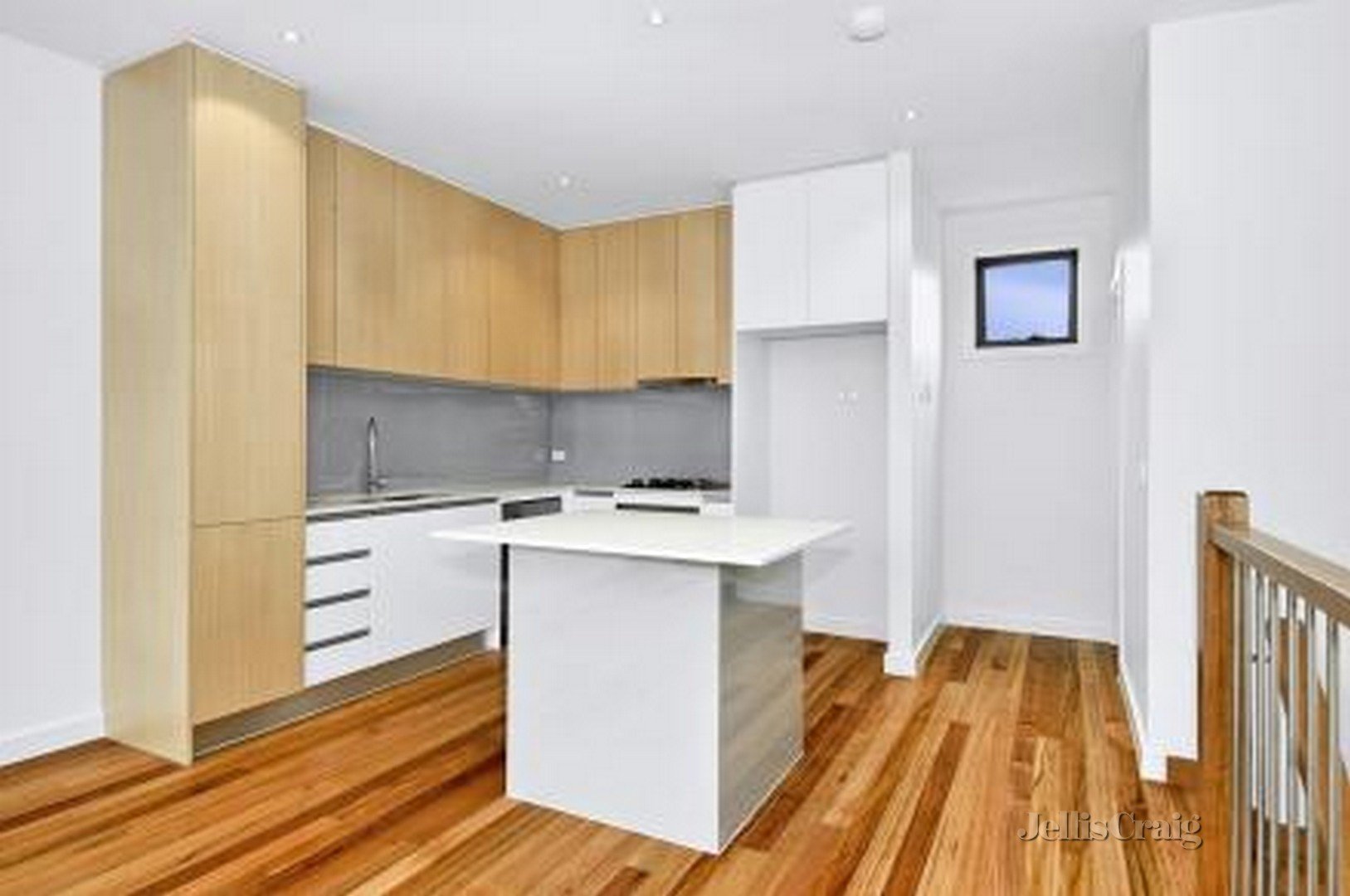 8/14 Pitt Street, Brunswick image 3
