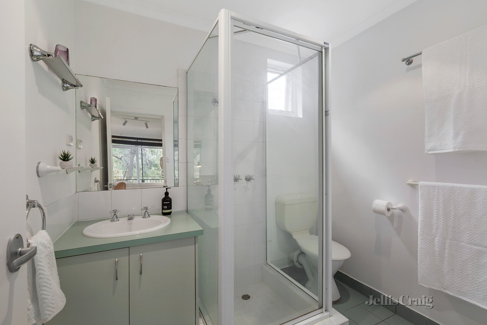 8/14 Yarraford Avenue, Alphington image 3