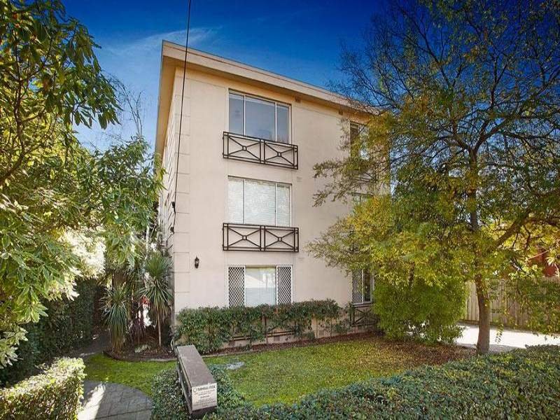 8/141 Riversdale Road, Hawthorn image 1