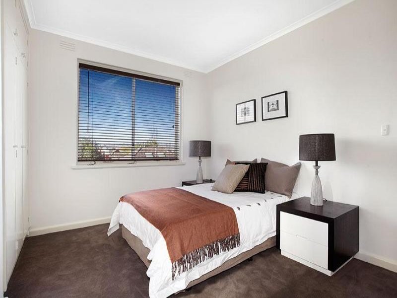 8/141 Riversdale Road, Hawthorn image 4
