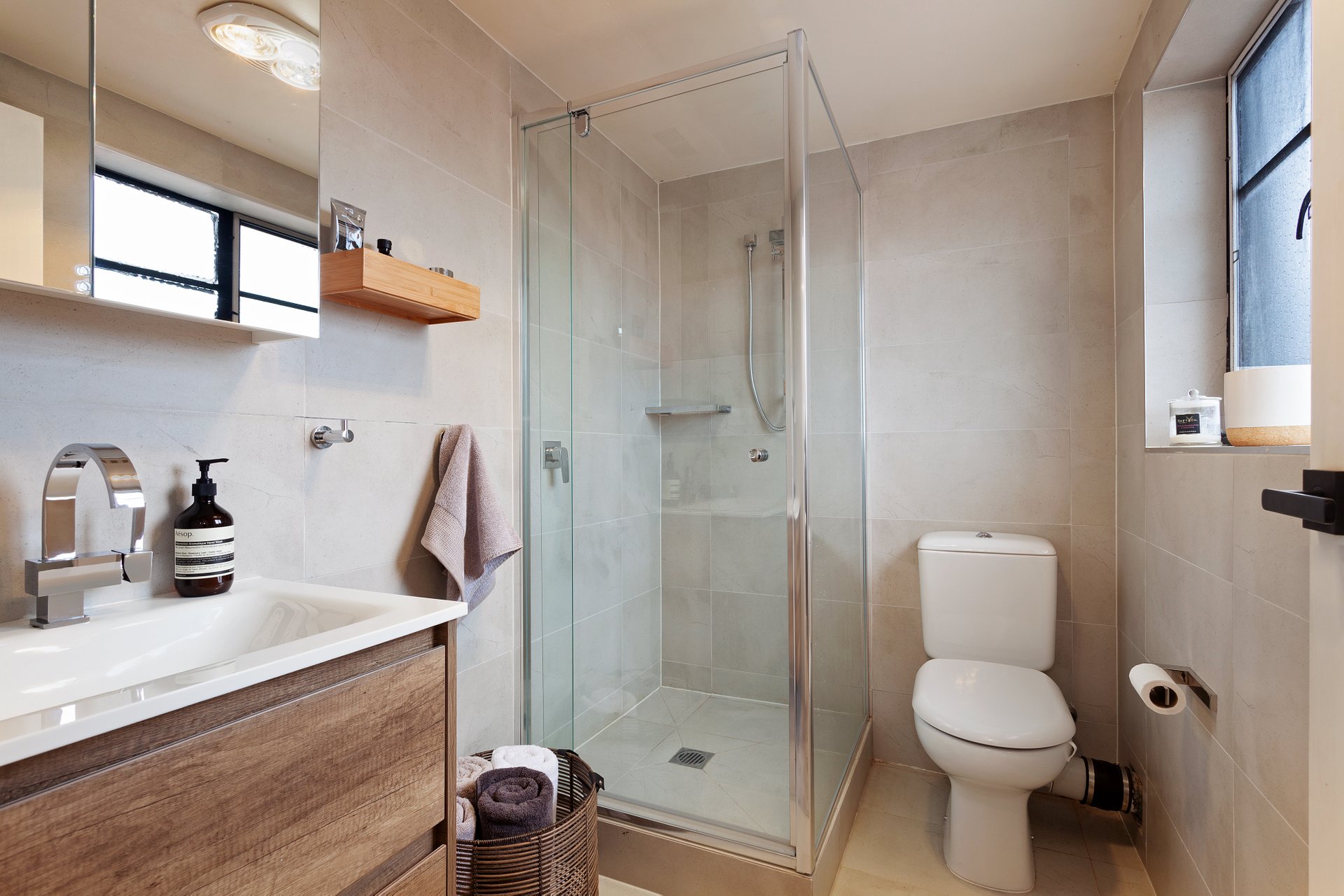 Property Gallery Thumbnail 3