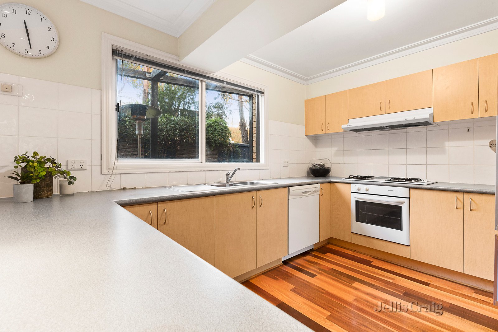 8/1455 Main Road, Eltham image 5