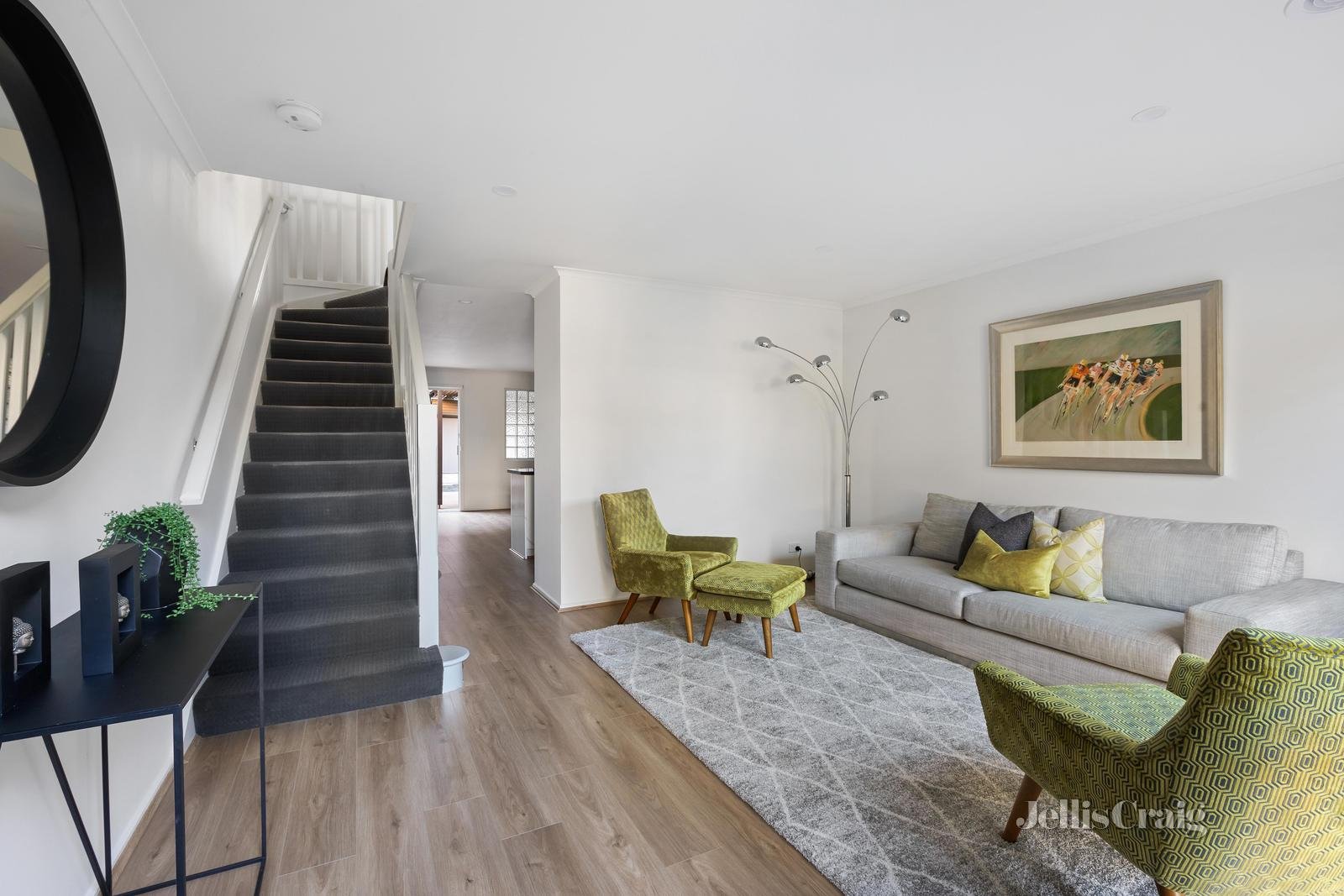 8/146 Noone Street, Clifton Hill image 2