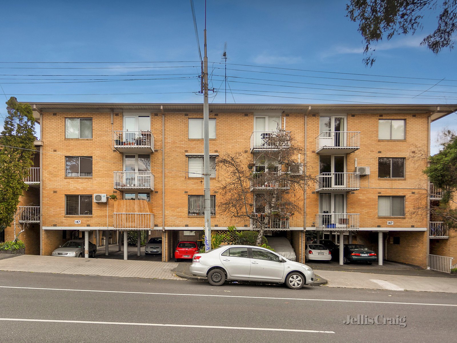 8/147 Curzon Street, North Melbourne image 6