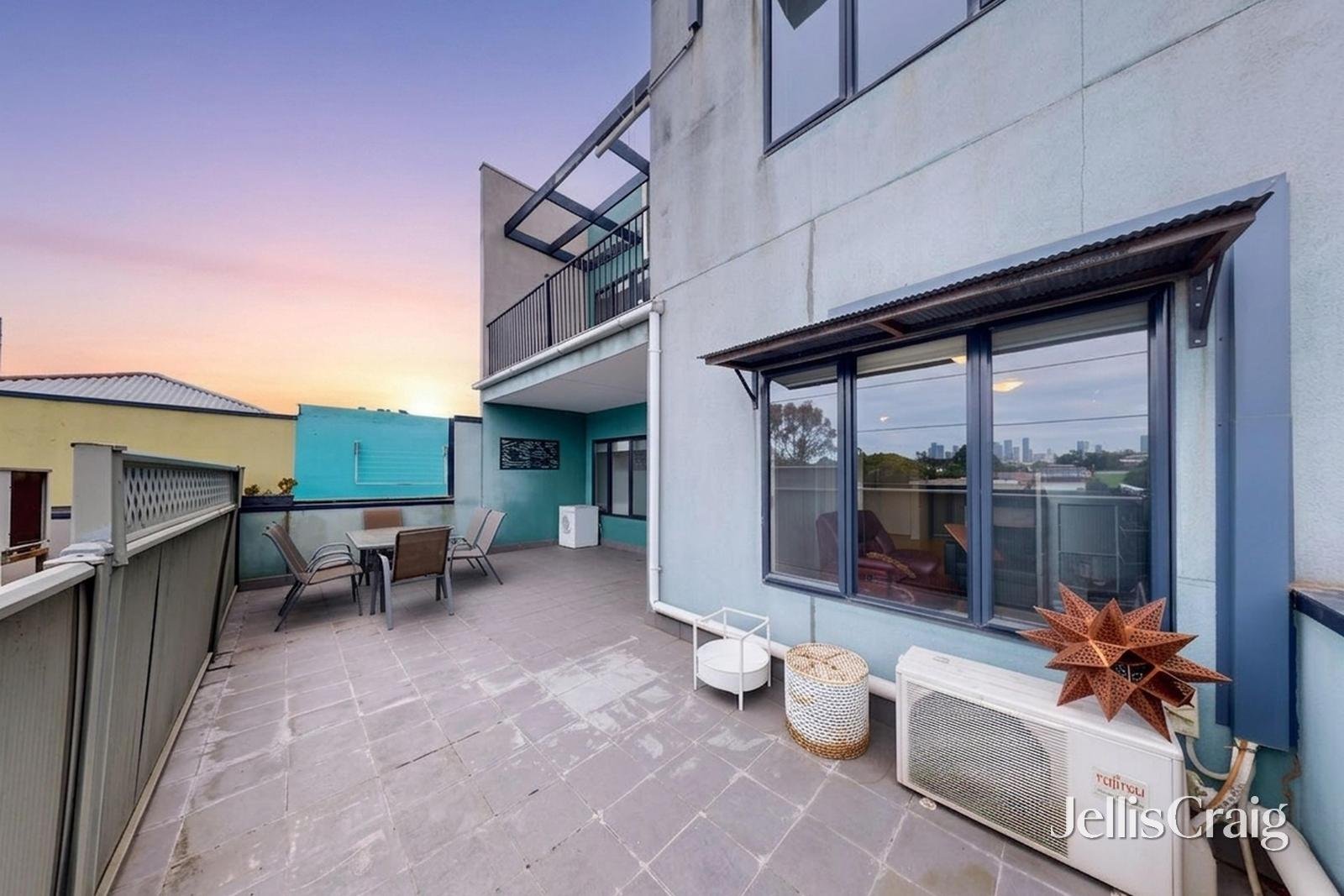 8/149 - 151 Glenlyon Road, Brunswick image 2