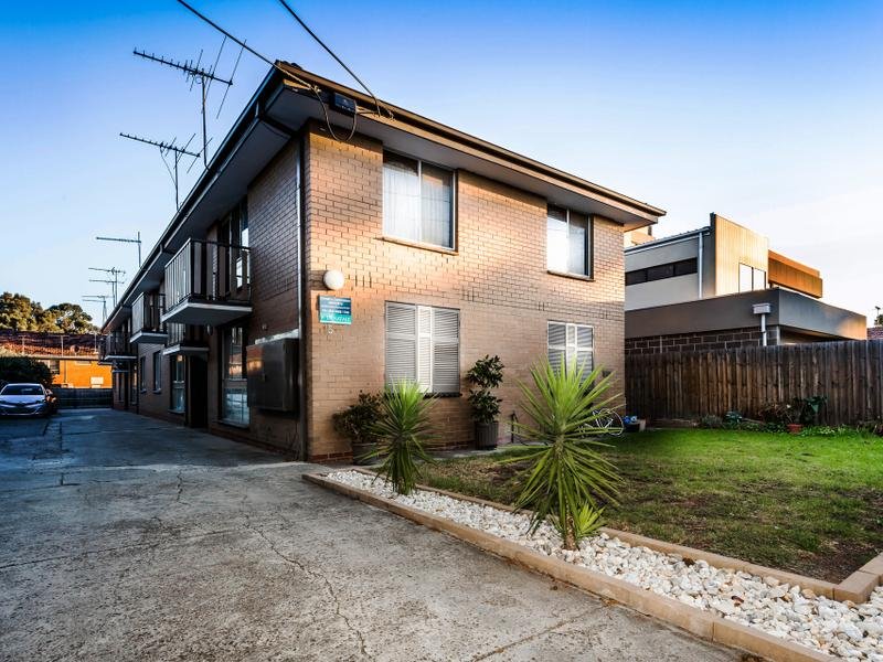 8 / 15 Beaumont Parade WEST FOOTSCRAY