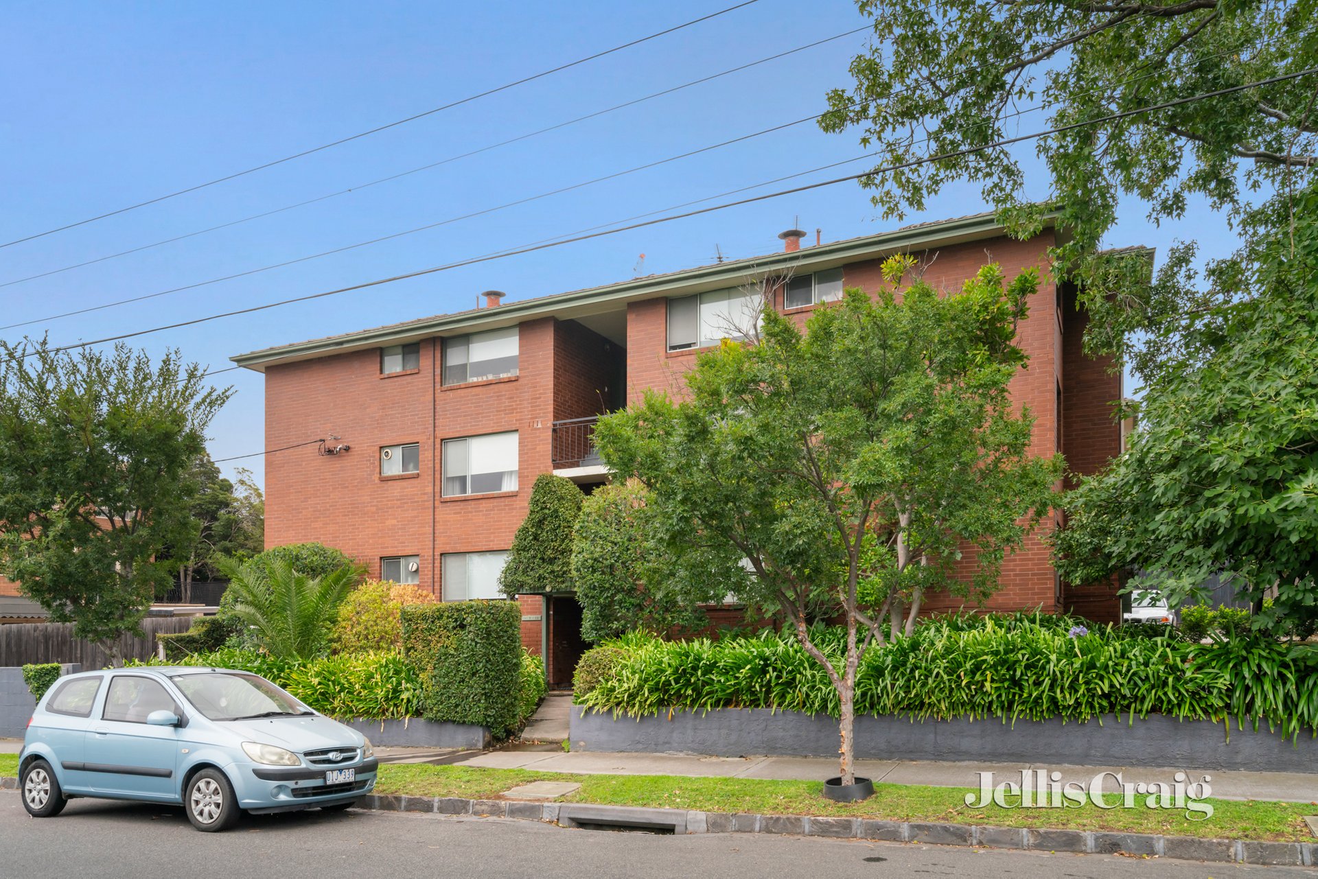 8/15 McKinley Avenue, Malvern image 1