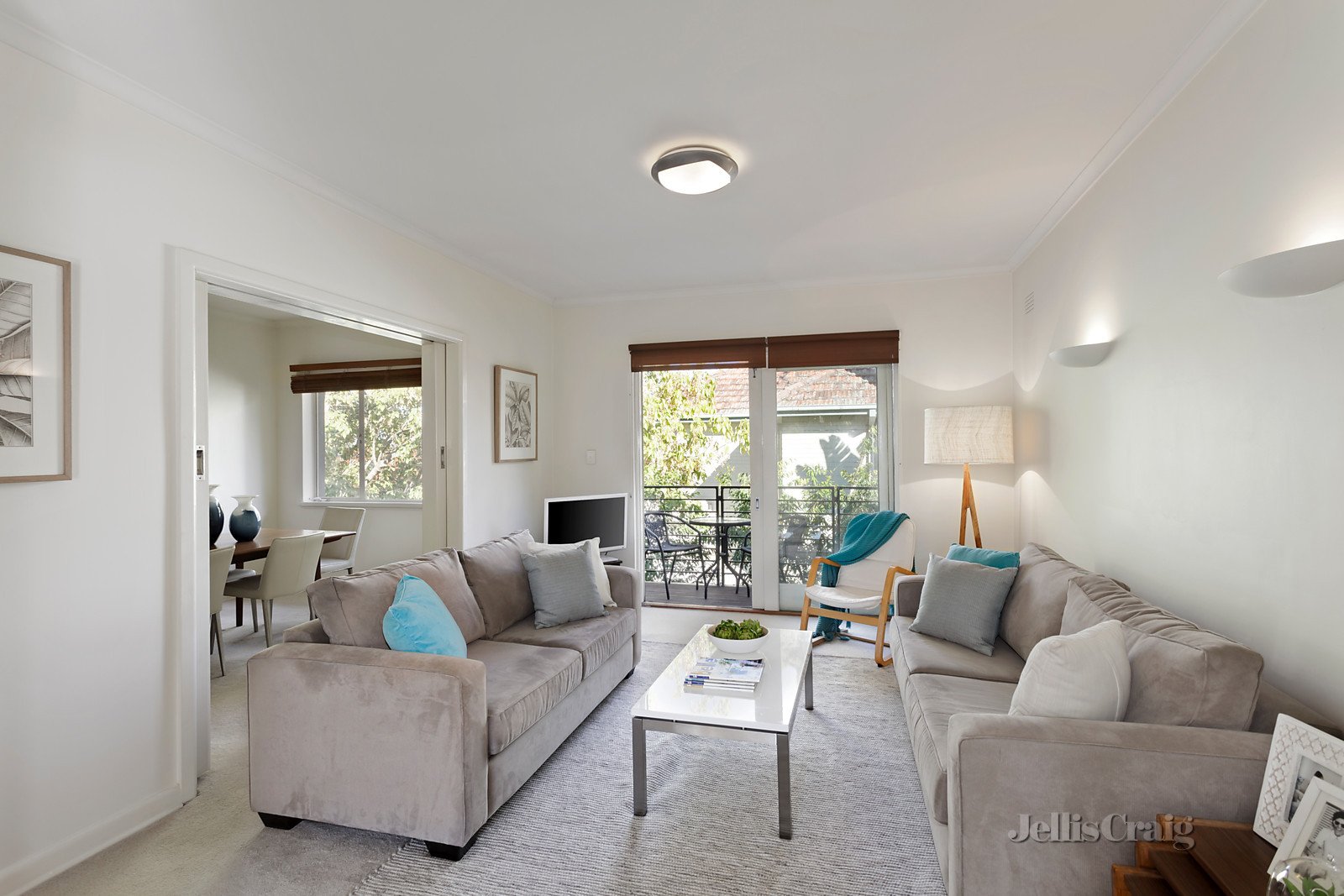 8/150 Barkers Road, Hawthorn image 2