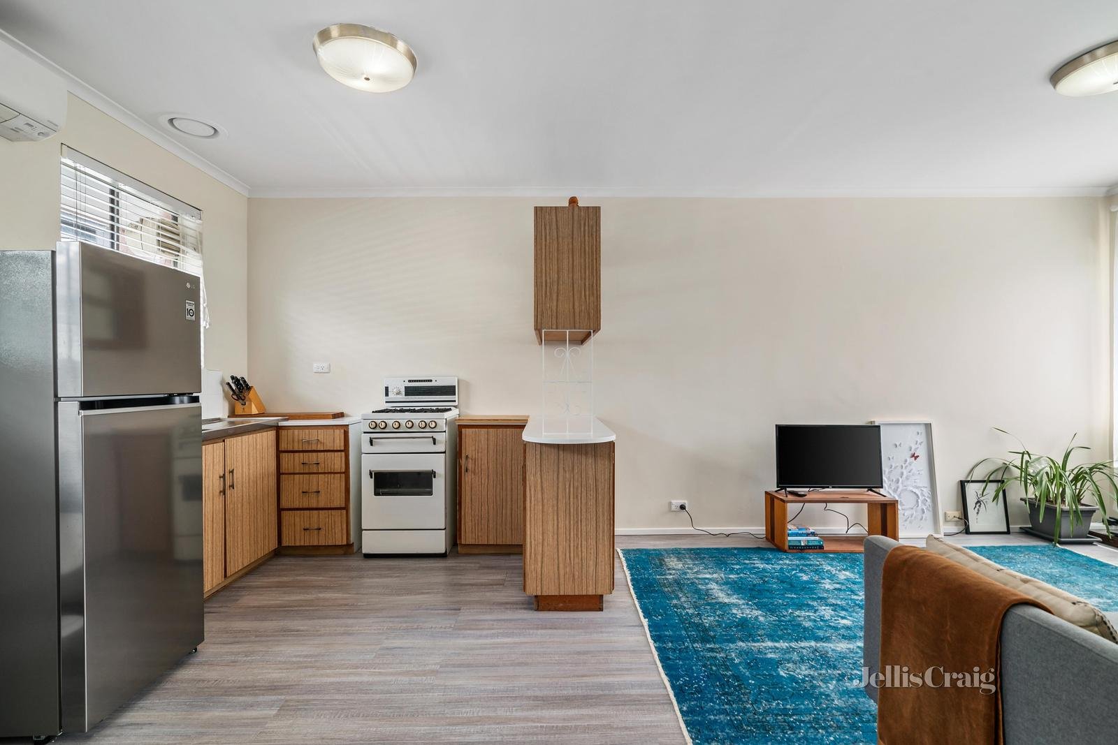 8/150 Grange Road, Alphington image 3