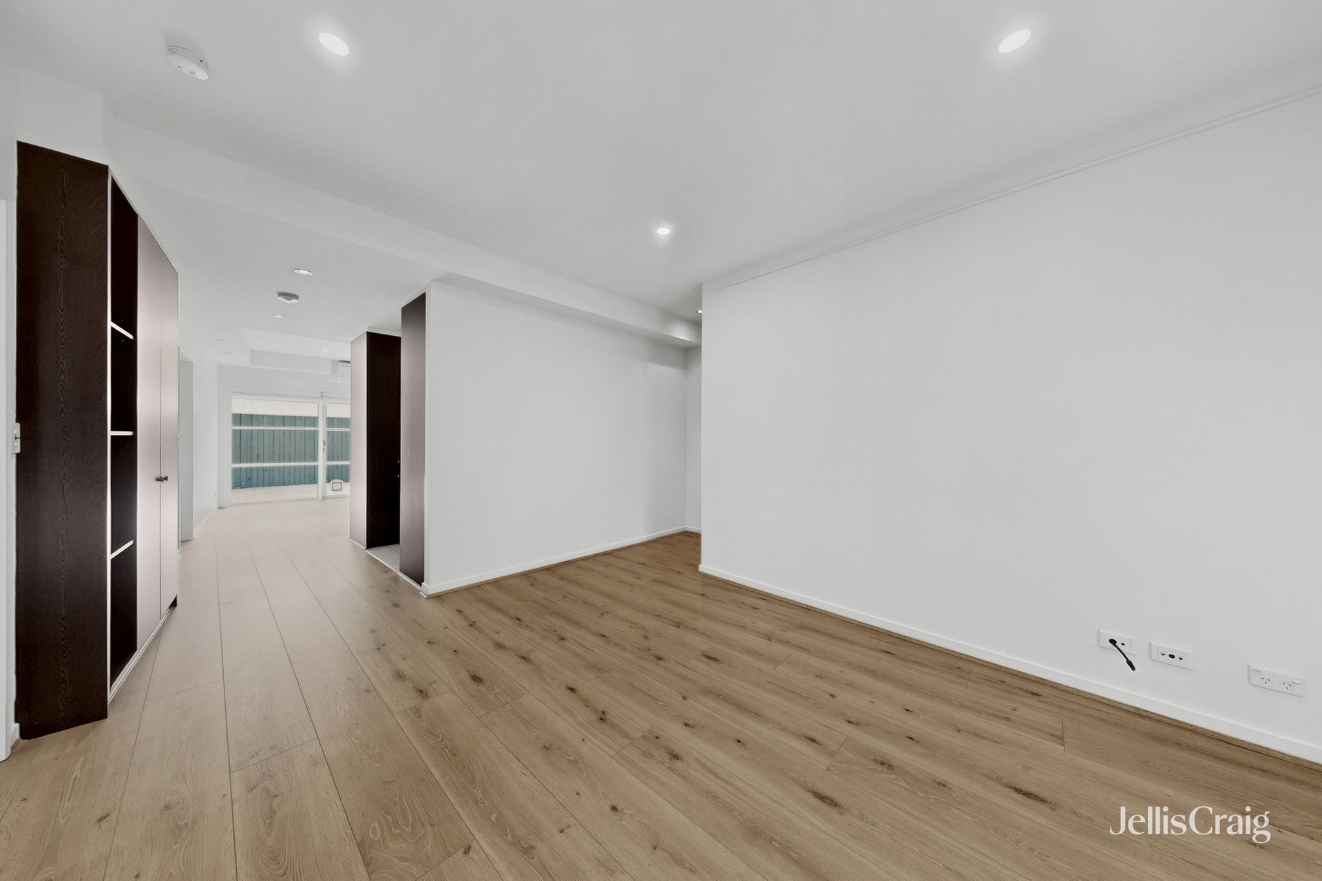 8/152 Princess Street, Kew image 3