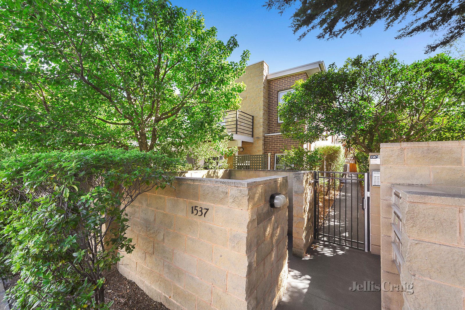 8/1537 Malvern Road, Glen Iris image 7