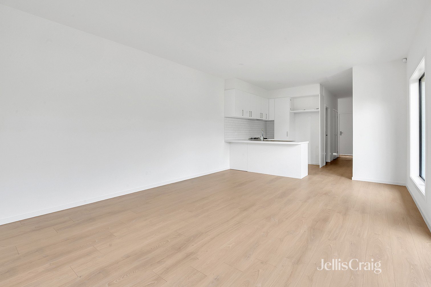 8/16 Mikado Street, Hadfield image 4