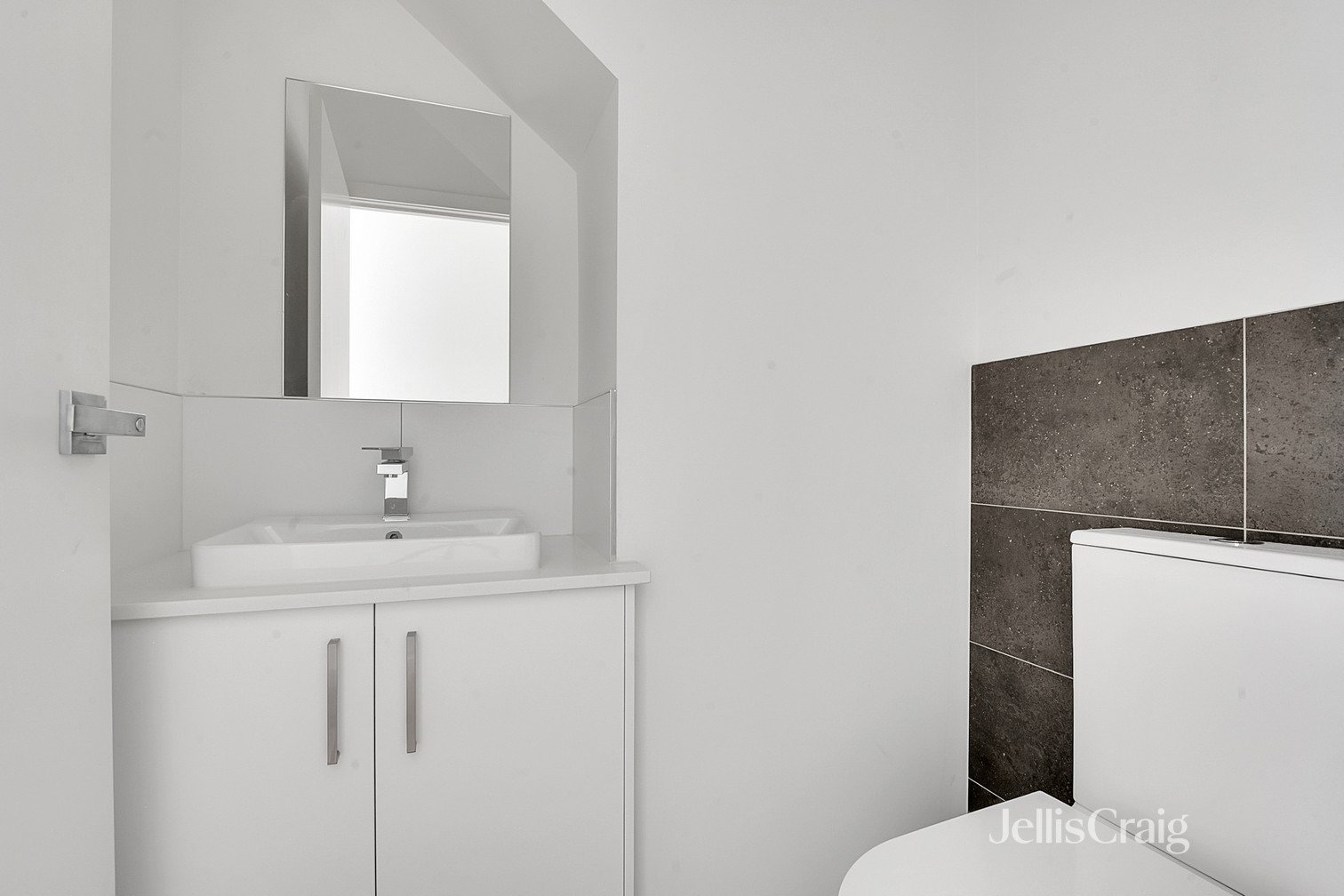 8/16 Mikado Street, Hadfield image 11