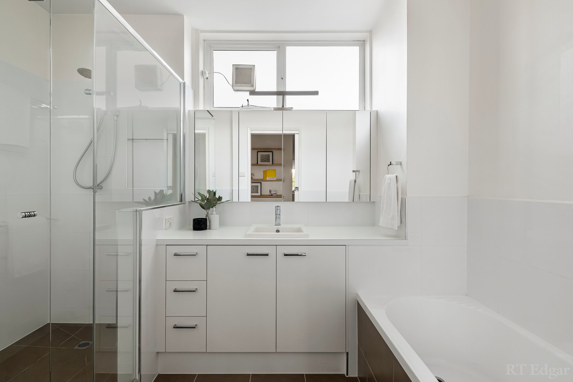 Property Gallery Thumbnail 10
