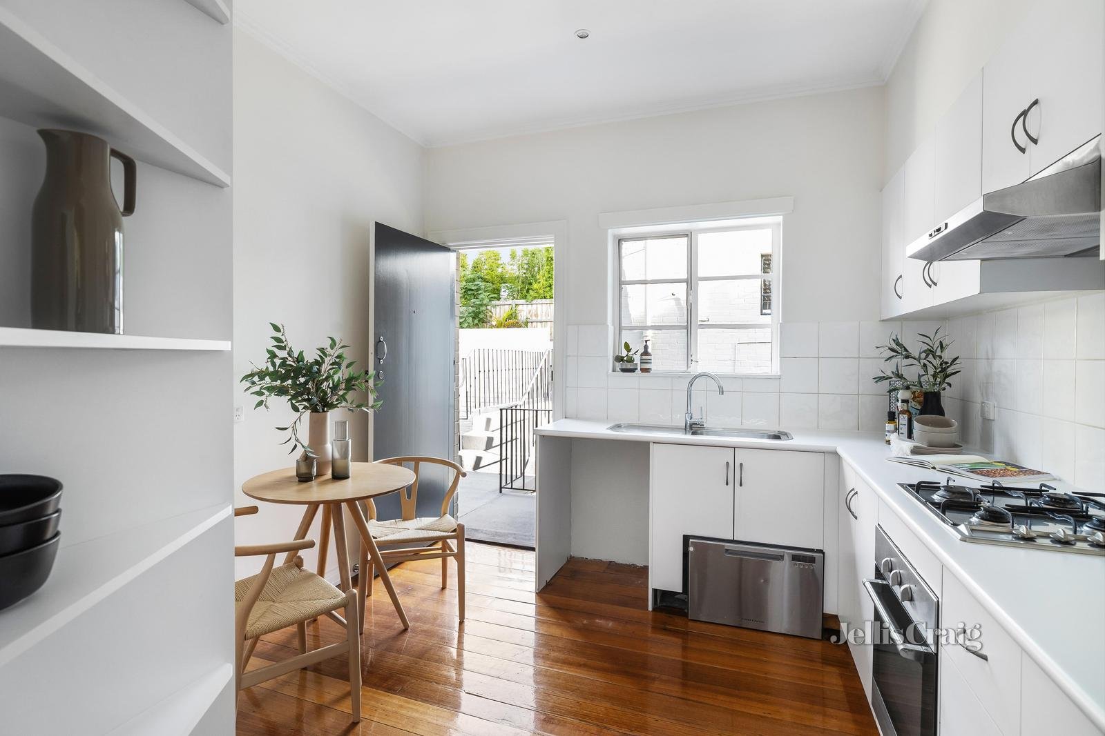 8/161 Alexandra Avenue, Toorak image 5