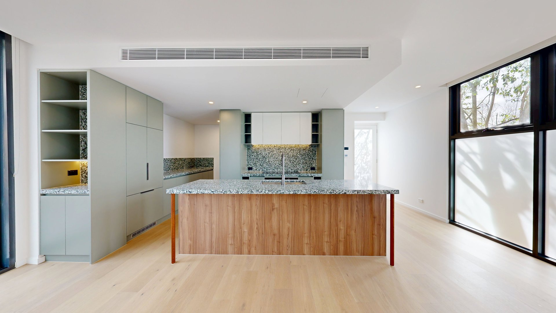 8/1610 Malvern Rd, Glen Iris image 2