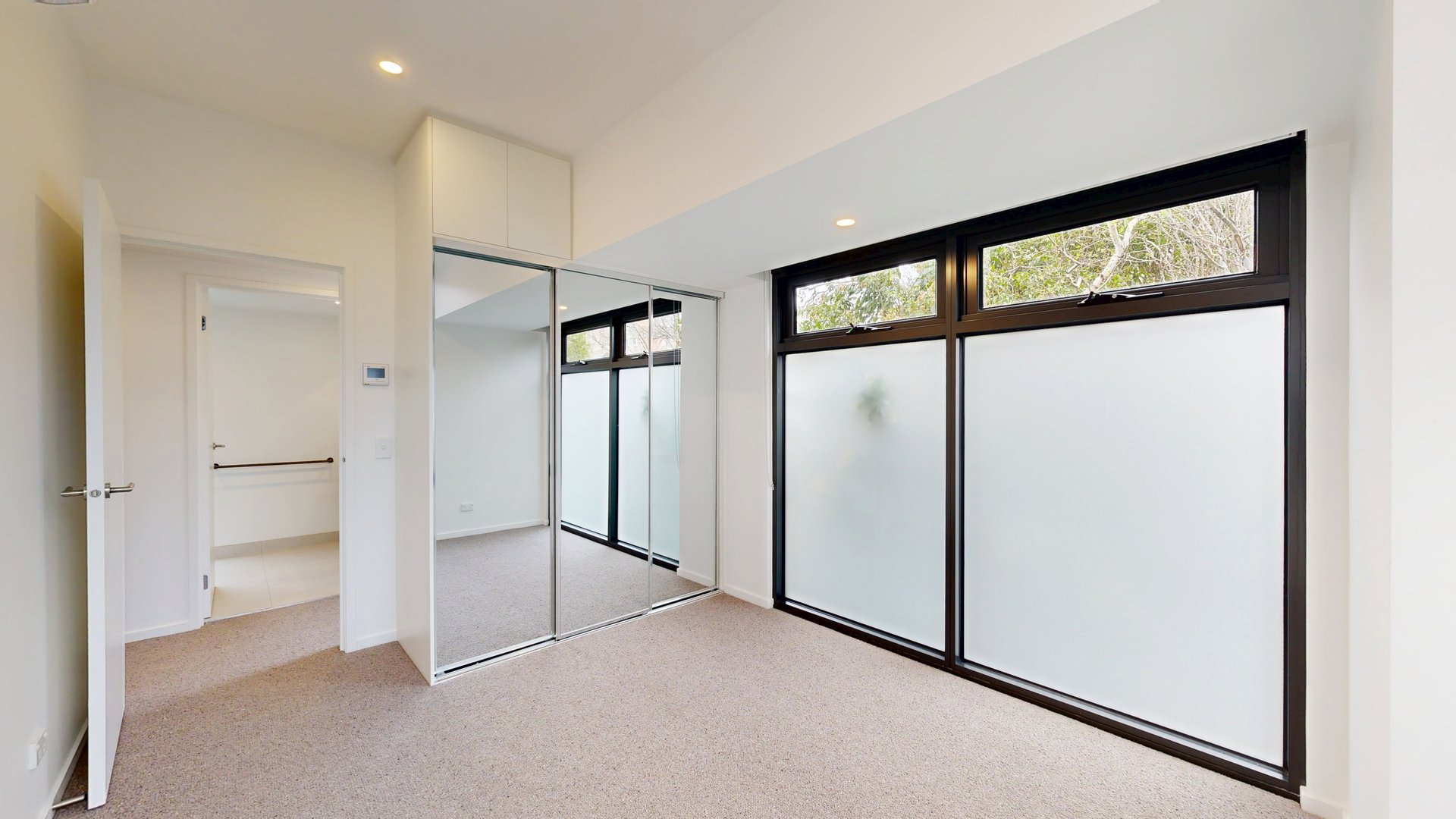 8/1610 Malvern Rd, Glen Iris image 8