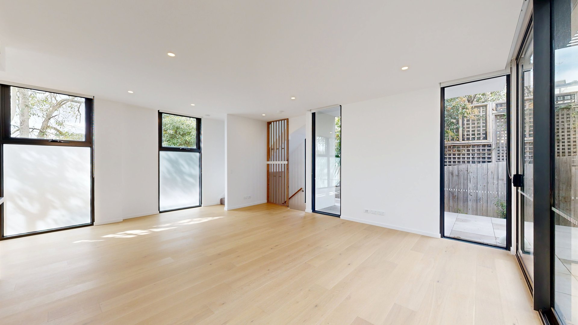 8/1610 Malvern Rd, Glen Iris image 10
